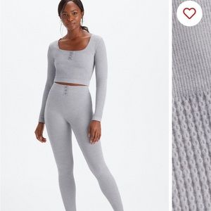 Worn once! Fabletics cable knit leggings 7/8